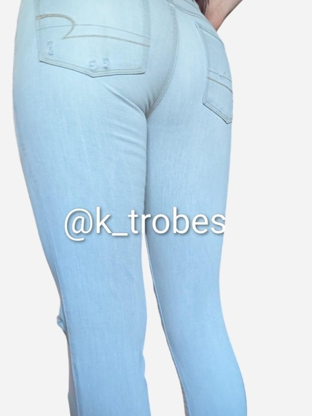 Light Blue Or Grey Women’s American Eagle Outfitters Ripped Skinny Jeans